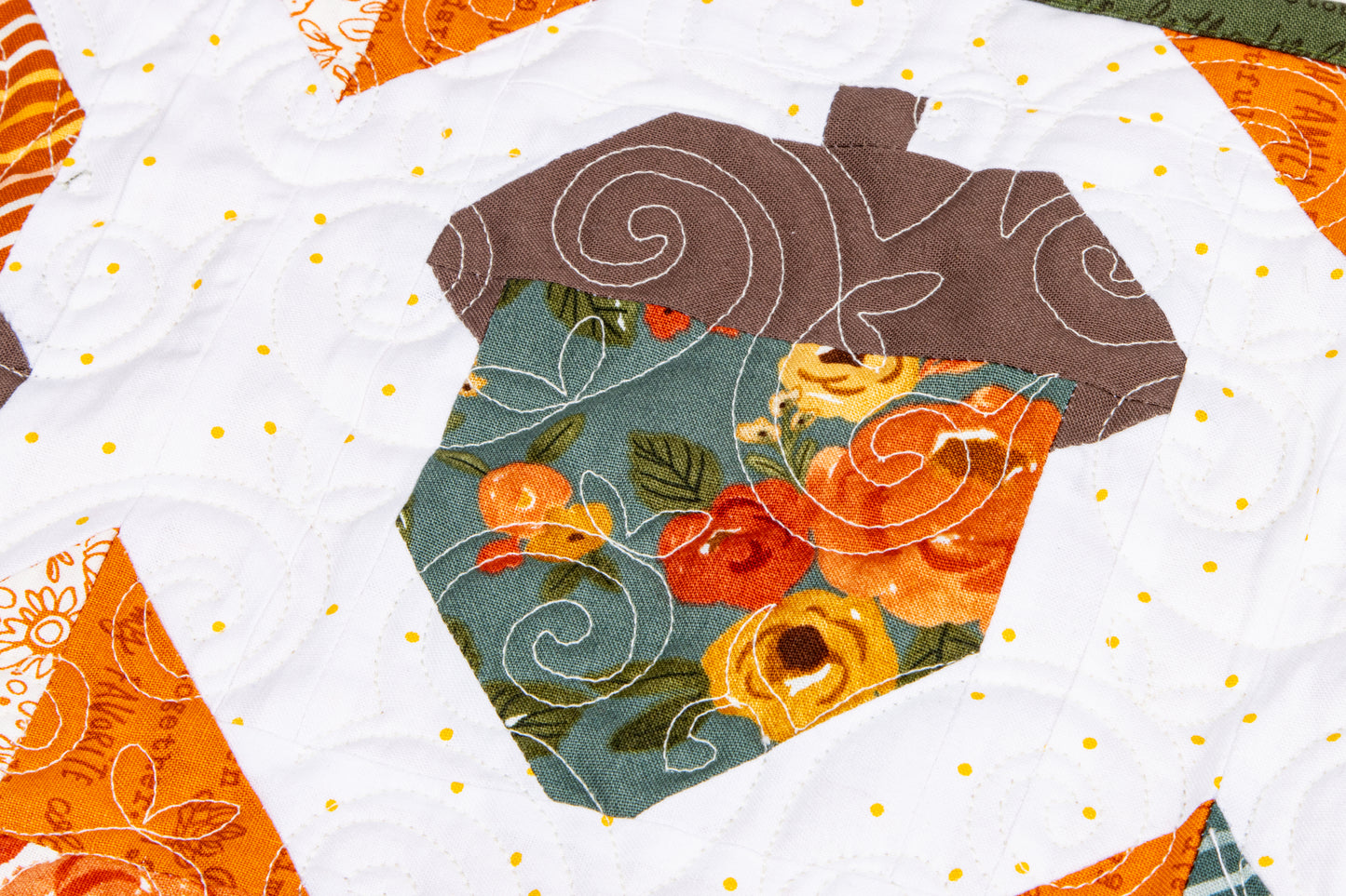 Happy Fall Days - Acorn Love Runner Kit